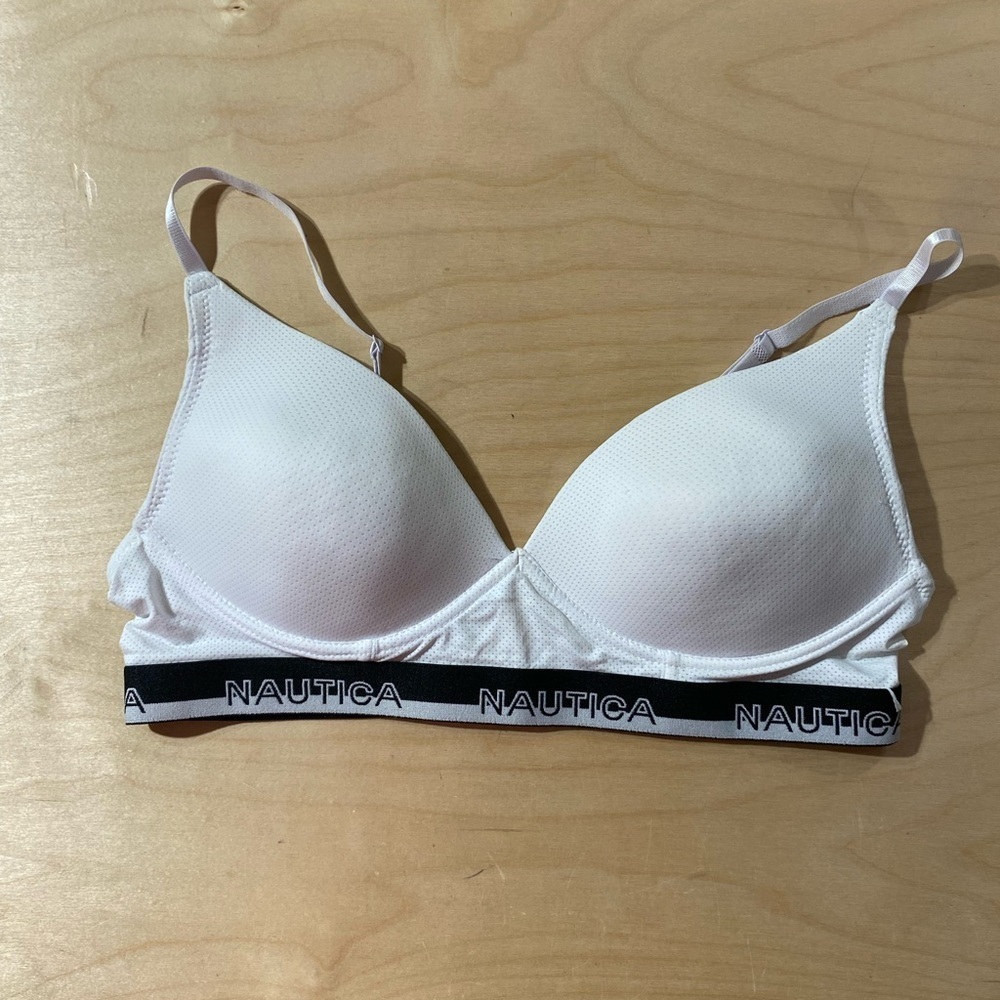 Nautica Women's White No Wire Bra with Black Band 36 C (JS)
